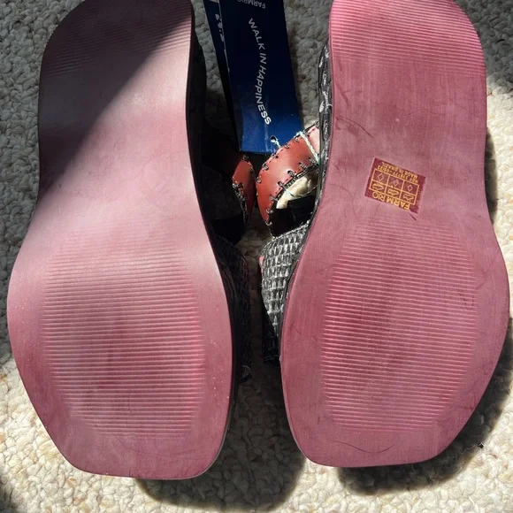 NWT Farm Rio Black Platform Mules - Picture 7 of 7